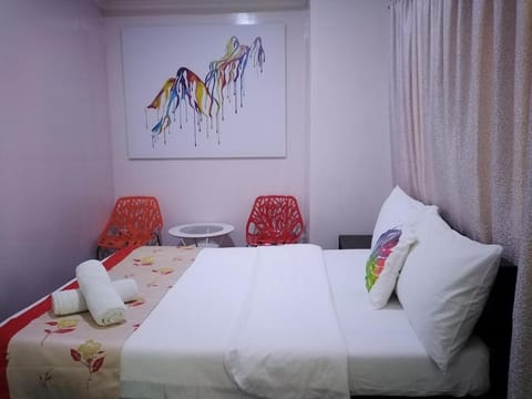 HalfWay House Hostel Mactan Cebu Airport Vacation rental in Lapu-Lapu City