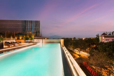 Joyze Hotel Xiamen, Curio Collection By Hilton Vacation rental in Xiamen