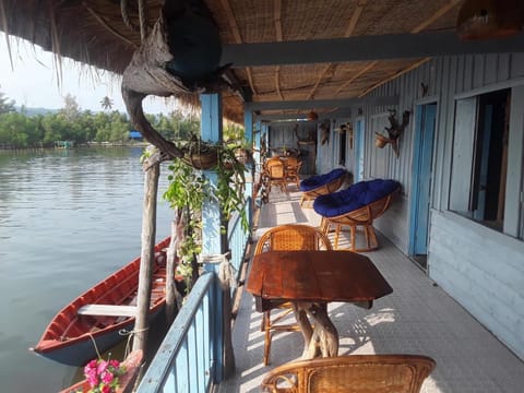 Firefly Guesthouse Übernachtung mit Frühstück in Sihanoukville
