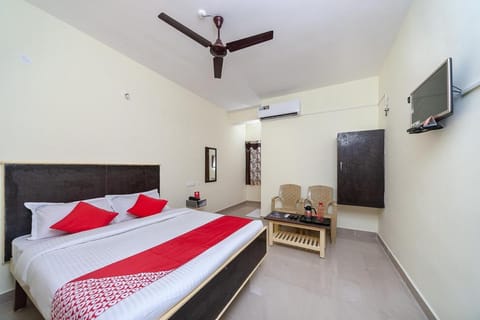 OYO Hotel Sannidhi Residency Hôtel in Tirupati