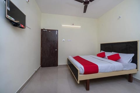 OYO Hotel Sannidhi Residency Hotel in Tirupati