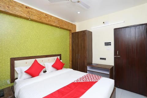 OYO 18722 Sandhya Inn Hotel in Bhubaneswar