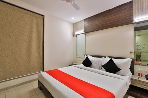 Capital O Hotel Kia Residency Hotel in Ahmedabad