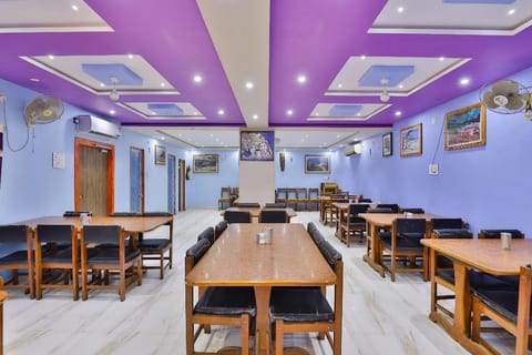 Collection O Hotel Triveni Hotel in Gujarat
