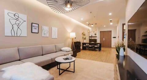 Bayhomes Metropolis Serviced Apartment Vacation rental in Hanoi