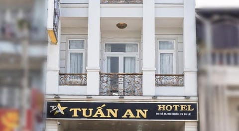 Tuấn An Hotel  Vacation rental in Dalat