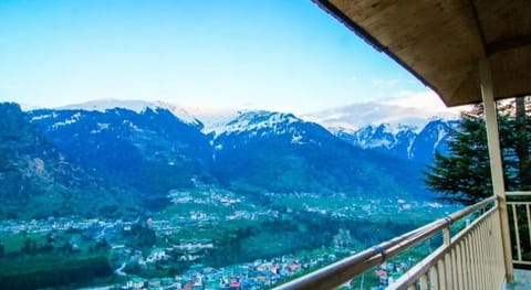 HighQ Manali Vacation rental in Manali