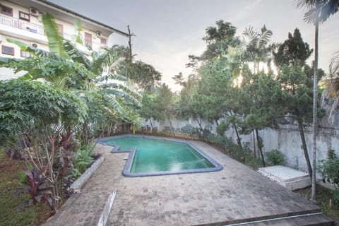 Capital O 332 Residence G17 Kemang Vacation rental in South Jakarta City