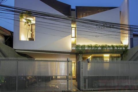 Tujutiga Suites Vacation rental in South Jakarta City
