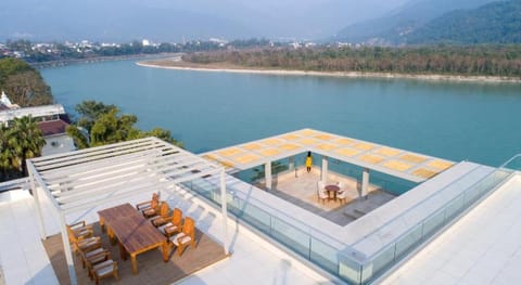 Modi Yoga Retreat - A Luxurious Yoga Retreat on the banks of Ganges Vacation rental in Rishikesh