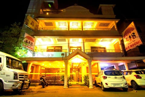 JJS PARK INN Hotel in Chennai