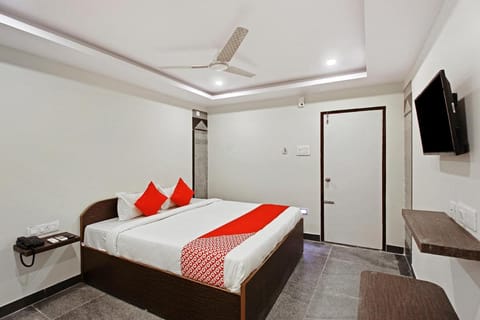 OYO 26650 R Square Hotel in Hyderabad