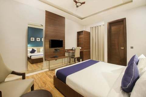 OYO SilverKey M&m Residency Hotel in New Delhi