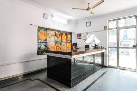 OYO Flagship 16048 Sri Raghavendra Inn Vacation rental in Visakhapatnam