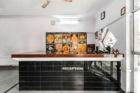 OYO Flagship 16048 Sri Raghavendra Inn Vacation rental in Visakhapatnam