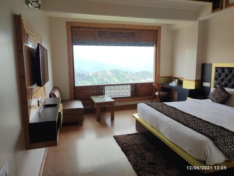 Rocky Knob Shimla Hotel in Shimla