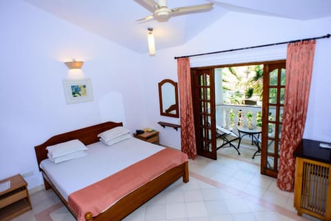 Bellflower Alidia Beach Resort Vacation rental in Baga