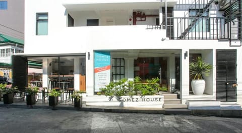 Gomez House Vacation rental in Makati