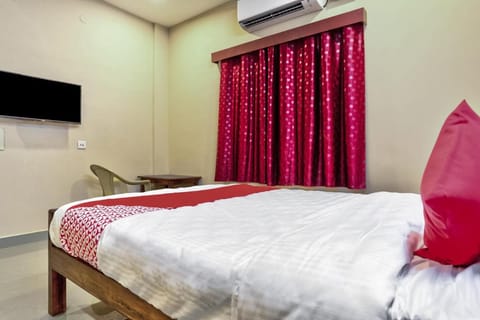 OYO Sri Abirami Inn Hotel in Puducherry