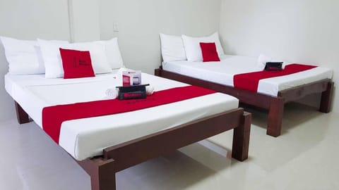 RedDoorz @ VP Inting Street Vacation rental in Tagbilaran City