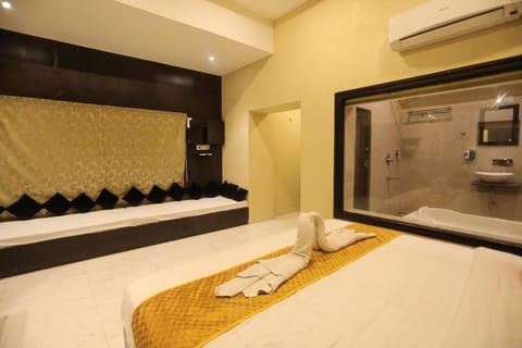 Hotel Grand Bhagwat Udaipur with free use of Swimming Pool Hotel in Udaipur
