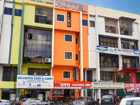 OYO 1002 Hotel Sahara Inn Batu Caves Vacation rental in Kuala Lumpur City