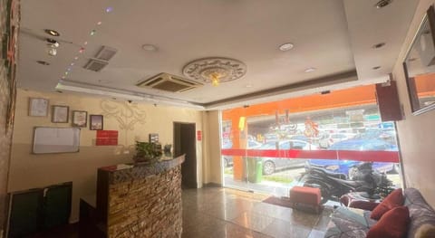 OYO 1002 Hotel Sahara Inn Batu Caves Vacation rental in Kuala Lumpur City