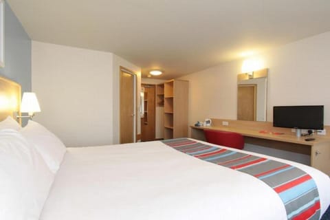 Travelodge Egham Vacation rental in Egham