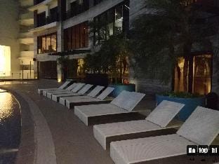 Gotophi luxurious hotel Knightsbridge Makati 5710 Condo in Mandaluyong