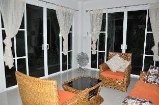 H1,  Cosy Cottages with 1 pool to share Vacation rental in Sala Dan