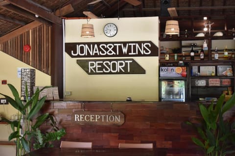 Jonas & Twins Resort Hotel in General Luna