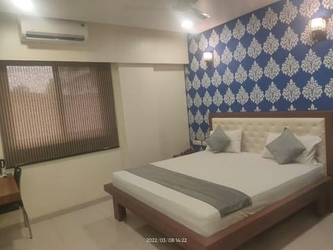 Hotel Vrushali Inn Vacation rental in Thane