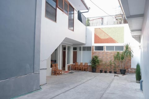 OYO 1454 111 Residence Vacation rental in Batu