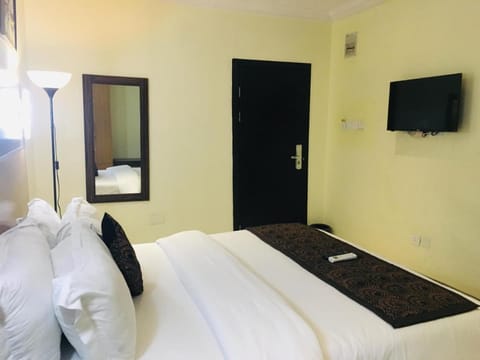 Stoneside Hotel And Apartments Hotel in Lagos