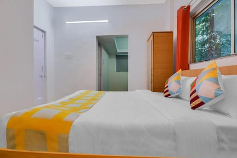 OYO Home Yana Heights Bed and Breakfast in Pune