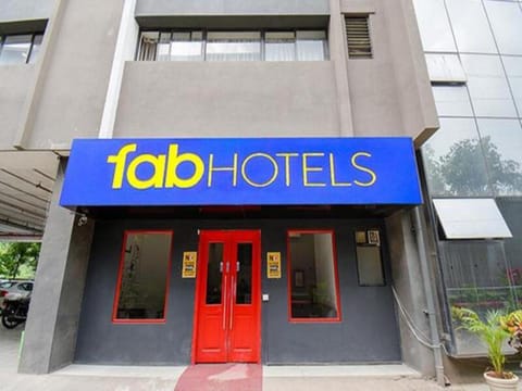 FabHotel Alpha Centre Hotel in Pune