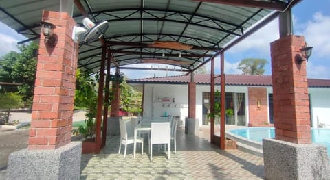 THE SERAI COTTAGE DOWNTOWN HOTEL Vacation rental in Terengganu, Malaysia