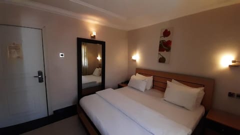 Top-Notch Suites and Apartments Hotel in Abuja