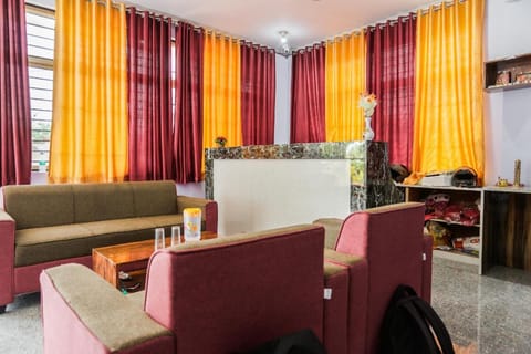 OYO Bijaya Palace Vacation rental in Bhubaneswar