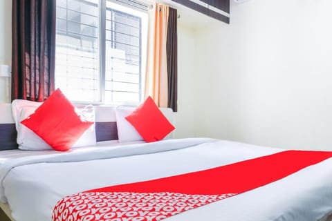 OYO 40836 The Guest House Vacation rental in Pune