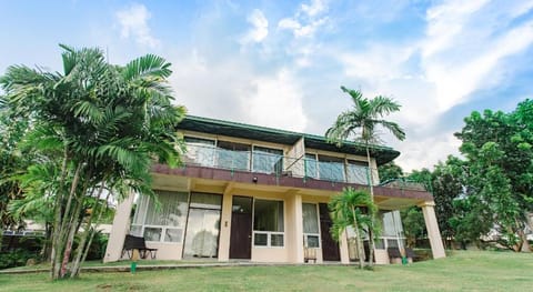 The Park Silang Vacation rental in Calamba