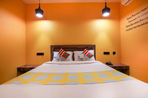 OYO Home Le Bliss Hotels Near Rock Beach Vacation rental in Puducherry