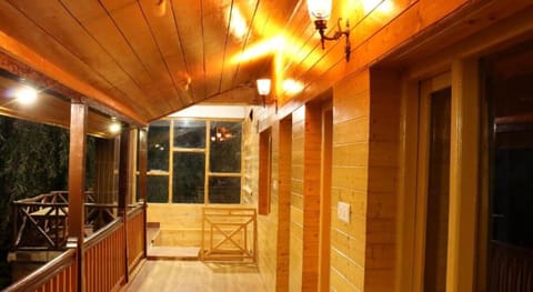 The Forest wood cottage Vacation rental in Manali