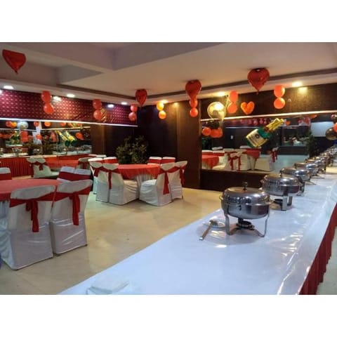 Hotel White Castle Vacation rental in Noida