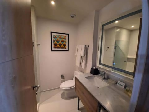 HOLIDAY INN HOTEL & SUITES MERIDA LA ISLA Vacation rental in Merida