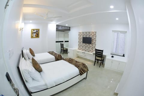 V Royal Park Vacation rental in Guntur