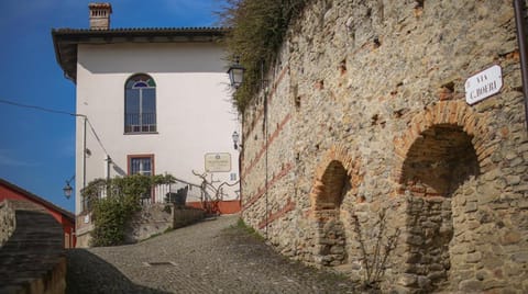 Felicin - Palazzo Boeri Panoramic Suites Vacation rental in Monforte d'Alba