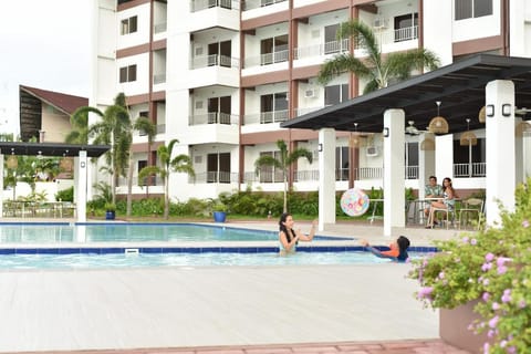 Holiday Oceanview Residences and Resort Resort in Island Garden City of Samal