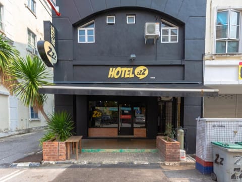 OYO 44032 Zzz Hotel Vacation rental in Malacca