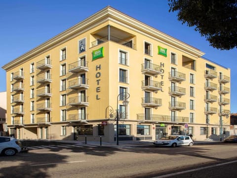 ibis Styles Ajaccio Napoleon Vacation rental in Ajaccio